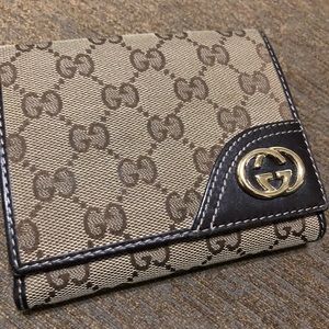 👜 Gucci Wallet - slightly used